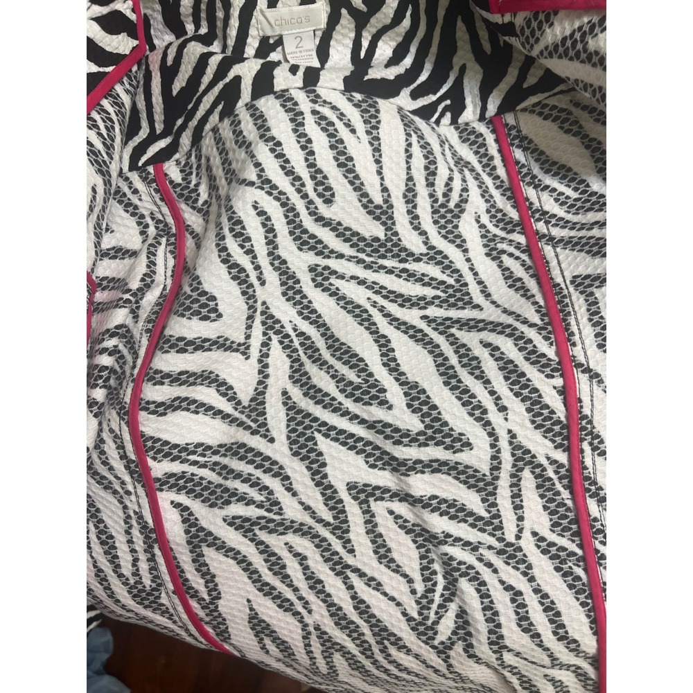 Chicos Zebra Print Jacket Black White Animal Print Button Front Size 2 - Picture 9 of 11